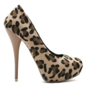 Olio shoes Leopard Platforms